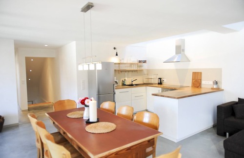 Dettenschwang Apartment | Very spacious 130m² "Ferientenne" with its own log cabin sauna + wellness shower