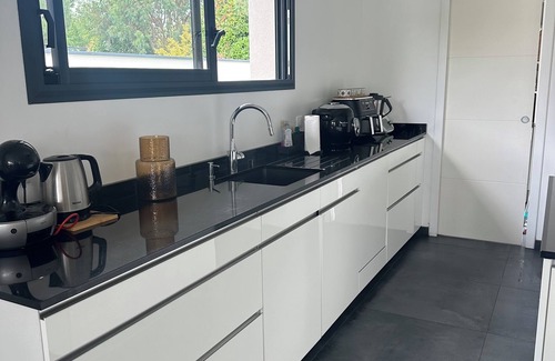Saint-Lys House | Very spacious modern house with swimming pool.
