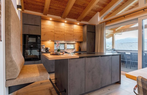Sankt Lambrecht House | Very spacious ski in-ski out chalet with a sauna