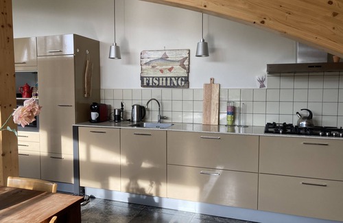 Warfhuizen House | Very special holiday home nearby the water