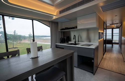 Bridgeport House | Vessel 2 - Lakeside Vessel Retreat | Outdoor BBQ Kitchen Scenic Views