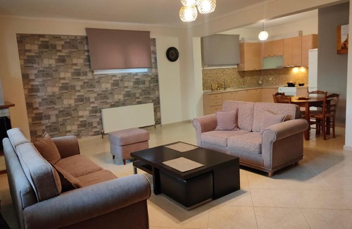 Pavlos Melas Apartment | Vesta