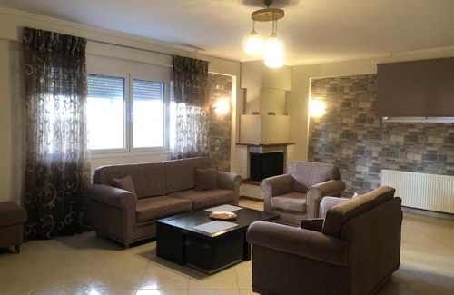 Pavlos Melas Apartment | Vesta