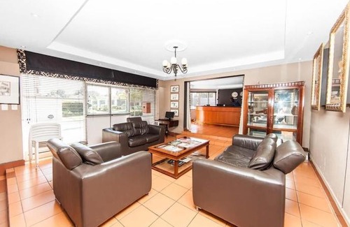 Croydon Apartment | Vetho 1 Apartments OR Tambo Airport