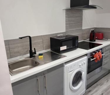 Westcliff-on-Sea Apartment | Vetrelax Southend Apartment