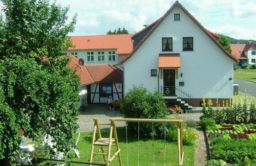 Ehrenberg Apartment | Vey'nes Ferienhaus & Vey'ne Ferienwohnung