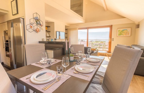 Veyrier-du-Lac Apartment | VEYRIER - La Brune, Duplex 4* vue lac et plage