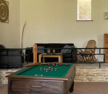Saint-Yrieix-la-Perche Bed & Breakfast | Veyrinas 43