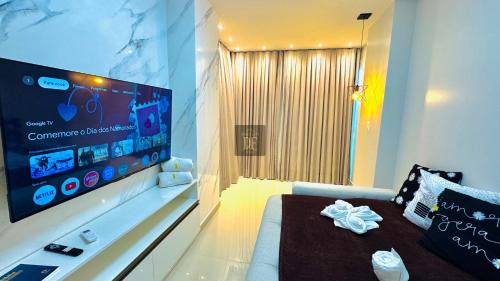 Antonio Diogo House | Vg Fun by Diego Flats