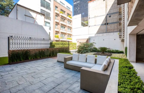 Miguel Hidalgo Apartment | VH | Spacious 4BR, Strong wifi, Parking and tv | 101
