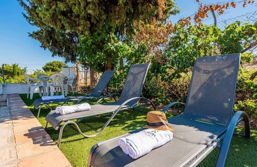 Marchena Villa | Viña Meneses La Puebla de Cazalla by Ruralidays