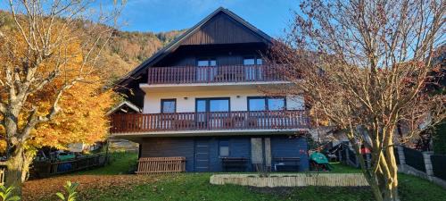Dovje Apartment | Via Alpina Apartments with sauna