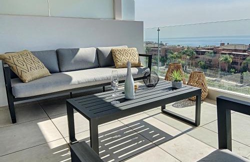 Casares Apartment | Via Celere 2330 Sea View Apartment