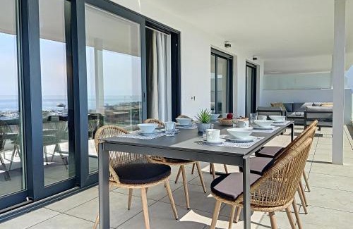 Casares Apartment | Via Celere 2330 Sea View Apartment