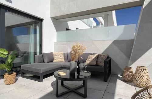 Casares Apartment | Via Celere 2340