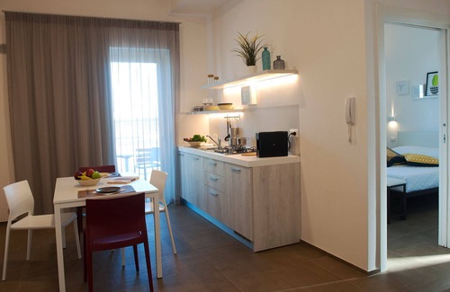 Torre Canne Apartment | Via del Faro Apartments - SUD - OVEST