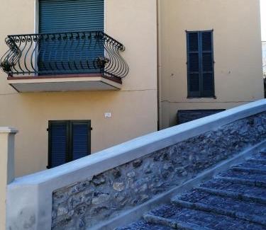 Brunate Apartment | Via Funicolare