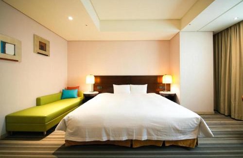 Sanchong Hotel | Via Hotel Breeze