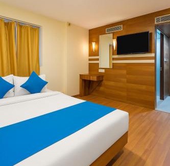 Shanthala Nagar House | Via Ringred Palace