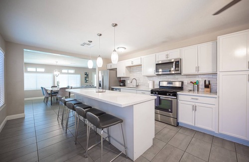 Las Vegas House | Via San Andros · 35% Fall Special - Hidden Gem by Rio/Palms!