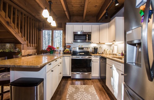 Dayton House | Via Serenity Stream
