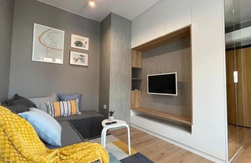 rayon Triaditsa Apartment | Via421 by COSHER