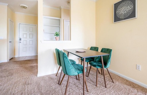 Durham Apartment | Viagem Comfortable 2BR With Patio