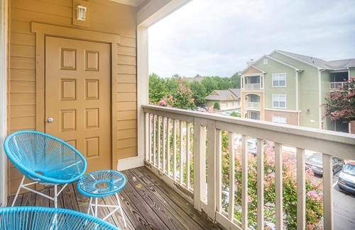 Durham Apartment | Viagem Comfortable 2BR With Patio