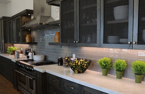 Cool House | Vibes like never before in this 150-acre Mountain Modern NorCal Oasis.