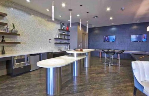 Northeast Dallas House | Vibrant 2-bedroom rental near SMU