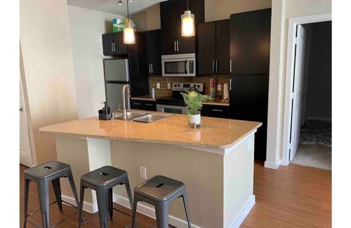 Northeast Dallas House | Vibrant 2-bedroom rental near SMU