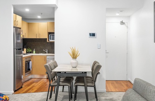 Haymarket Apartment | Vibrant 2BR Apt in the heart of city/Central