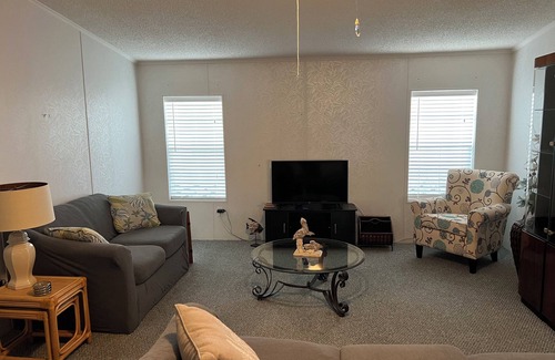 Parrish House | Vibrant Active Adult 55+ community w/clubhouse, pool w/hot tub, fitness room.