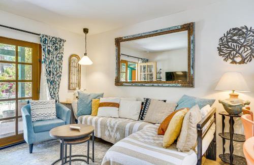 Patagonia Apartment | Vibrant Casa Paloma with Patio - Near Vineyards!