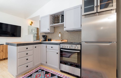 Telluride Apartment | Vibrant Central Studio in Telluride