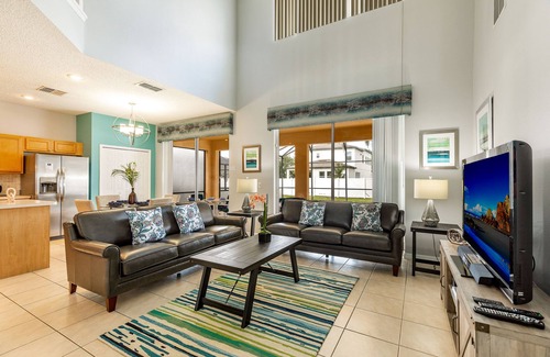 Crystal Cove House | Vibrant Florida Living: 2025 Getaways with Style and Sun!