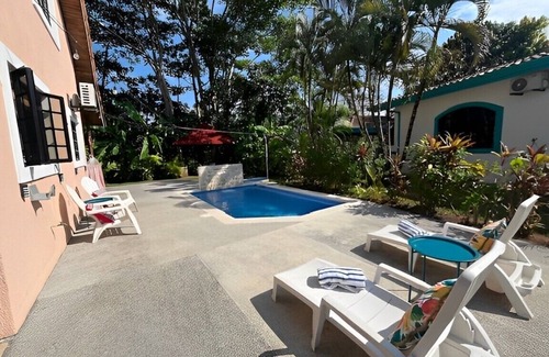 Las Olas Beach Community House | Vibrant Home with Pool, Perfect Beachside Getaway