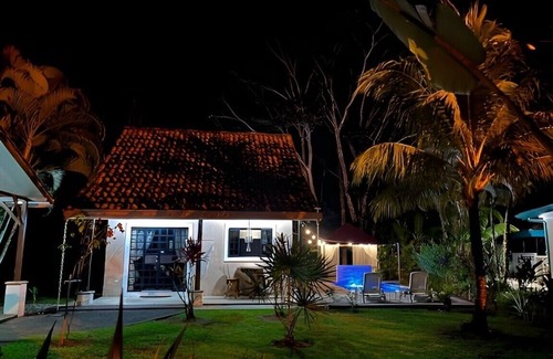 Las Olas Beach Community House | Vibrant Home with Pool, Perfect Beachside Getaway