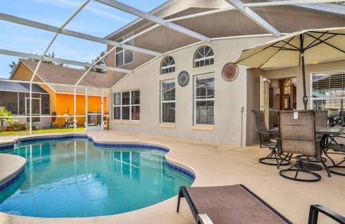 Lake Davenport Estates House | Vibrant home with gas grill, pool, patio, & game room - snowbird-friendly