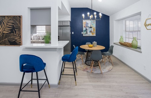 Pasadena House | VIBRANT Houston OASIS with private pool and patio, sleeps 8