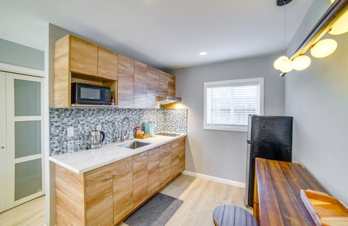 North Lakeport Apartment | Vibrant Lakeport Studio w/Shared Lake Access!