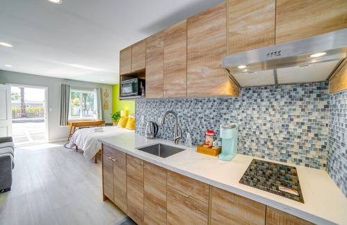 North Lakeport Apartment | Vibrant Lakeport Studio w/Shared Lake Access!