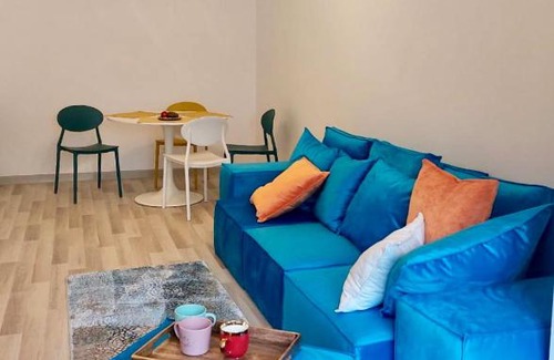 Sector 3 Apartment | Vibrant “Little Jewellery” Flat