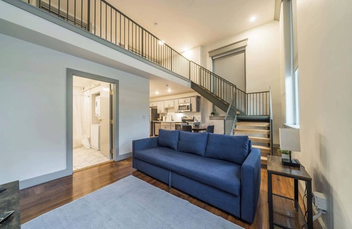 Downtown Louisville Apartment | Vibrant Loft Apt w/Free Parking | Near Hospitals