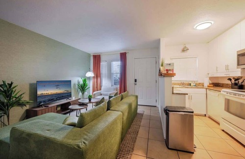 Arlington Park Apartment | Vibrant Modern Escape, Walk to Dining, Near Beach