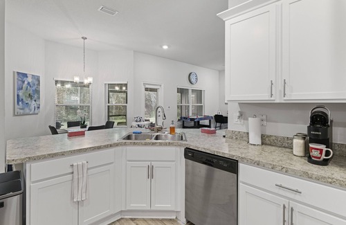 Port Malabar House | Vibrant Oasis by Eastern Florida State College