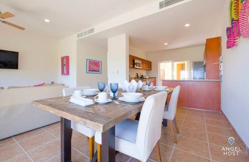 La Paz House | Vibrant Oceanview Home | Puerta Cortes | Golf Cart