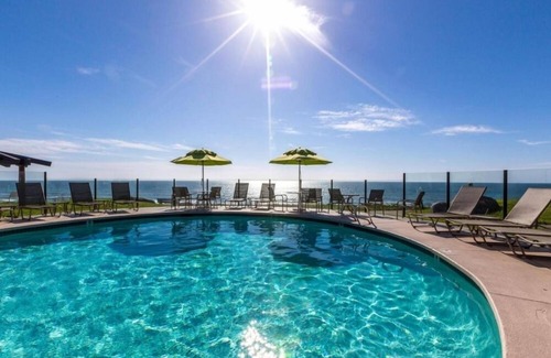Del Mar Apartment | Vibrant Studio with a Short Drive from Del Mar Dog Beach