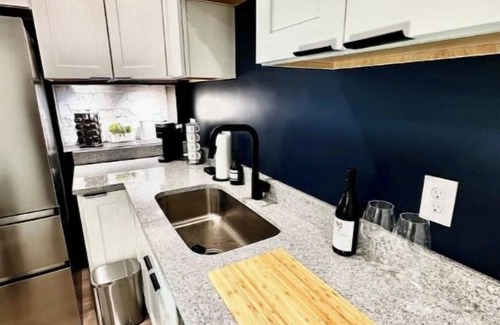 Over-the-Rhine Apartment | Vibrant Urban 1BR Fully Equipped Central OTRnn