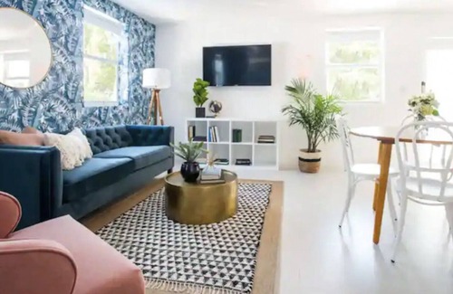 Wynwood Art District Apartment | Vibrant Wynwood Loft close to everything